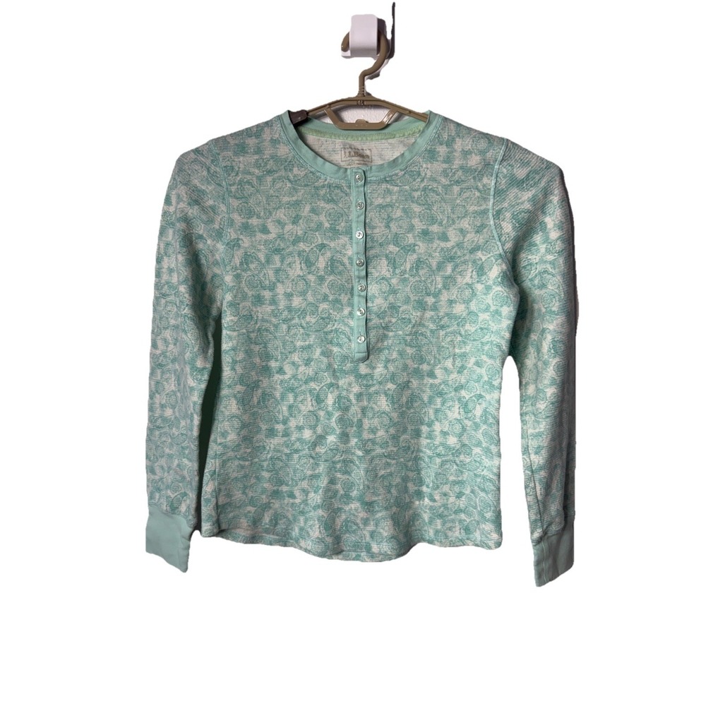 L.L.‎ Bean Woman's Waffle Knit Henley Size Small  Thermal Button Paisley LS